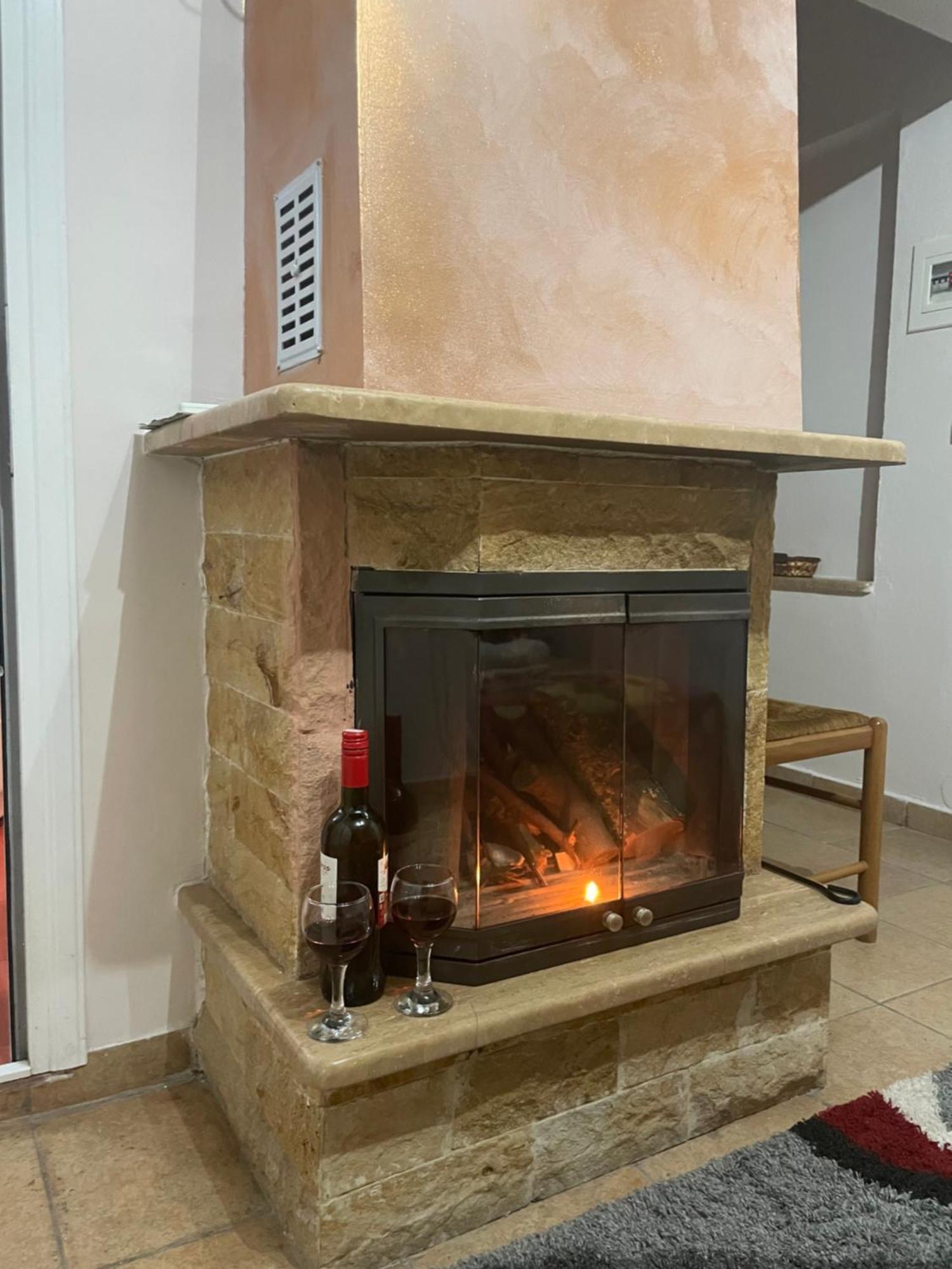 Voras Apartments Káto Loutrákion Dış mekan fotoğraf