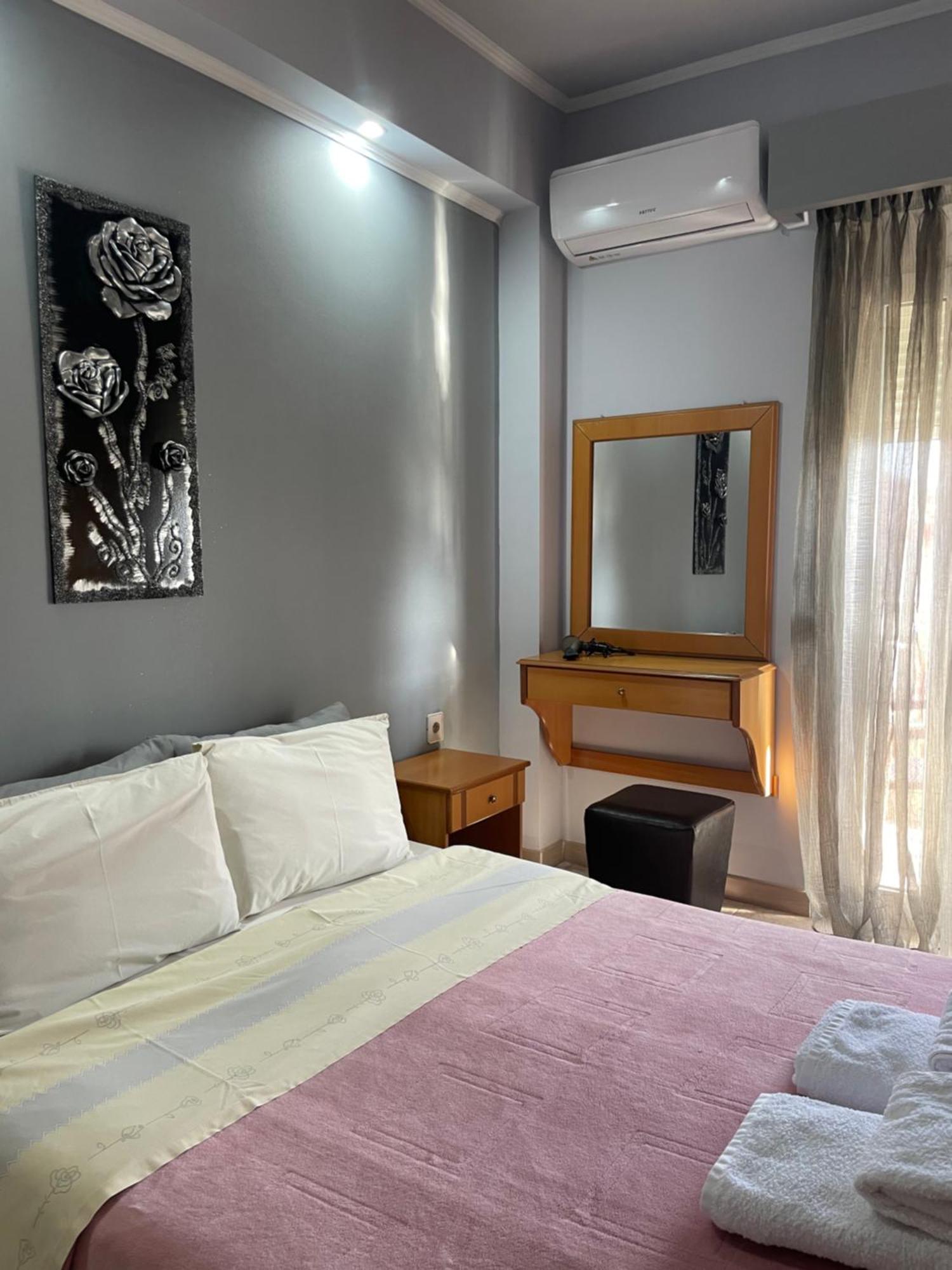 Voras Apartments Káto Loutrákion Dış mekan fotoğraf